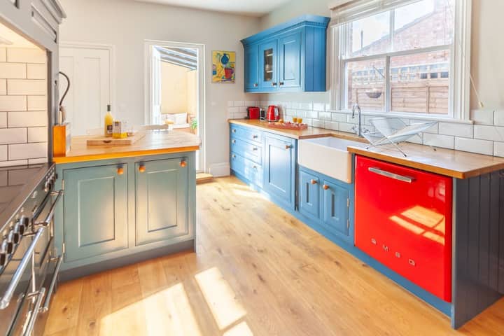 Small Seaview Villa - Sheringham