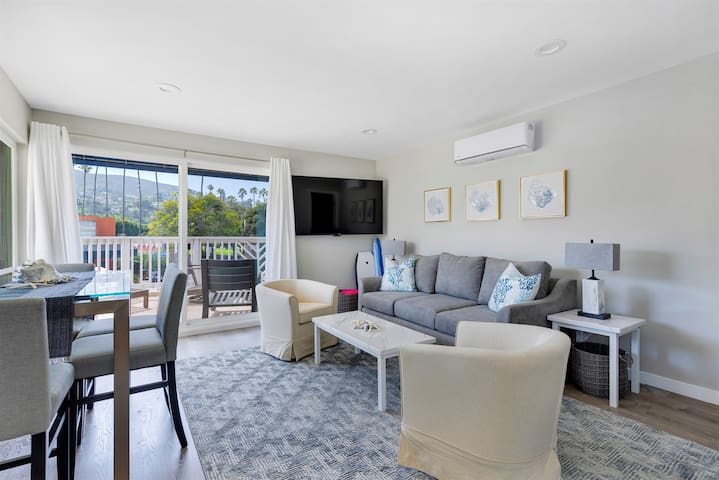 Windansea Beach Bungalow in La Jolla Shores