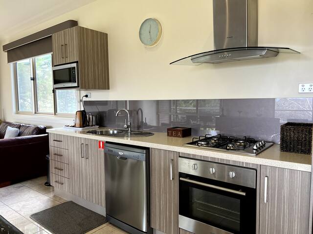 Vineyard Villa # 6 – By the vines gallery image 4