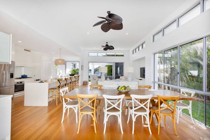 Hampton Beach House on the Waterfront gallery image 5