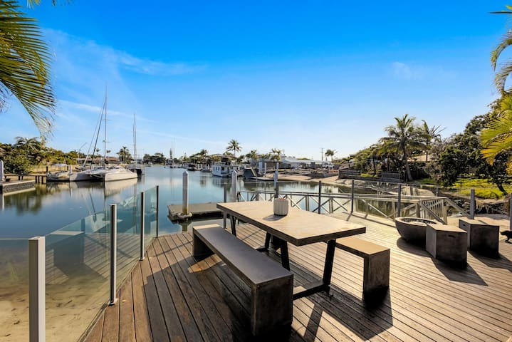 Hampton Beach House on the Waterfront gallery image 2