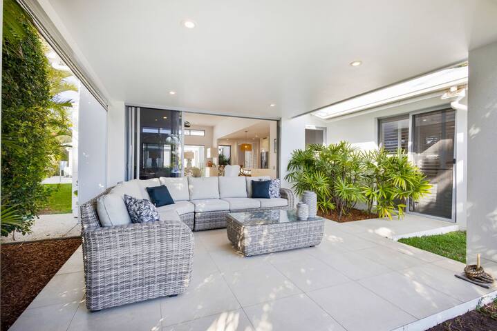 Hampton Beach House on the Waterfront gallery image 4