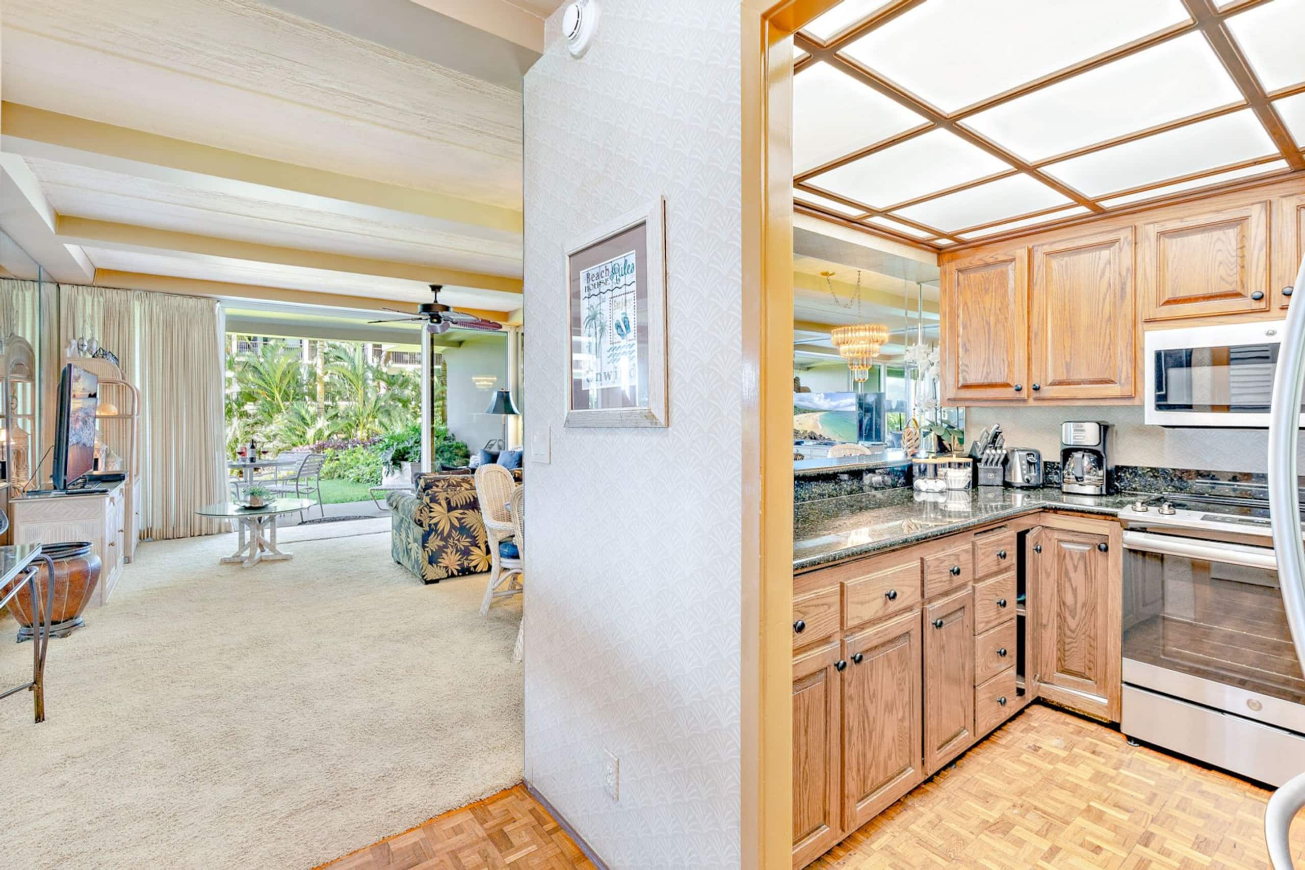 Condo in Lahaina · ★4.67 · 1 bedroom · 2 beds · 2 baths - Image 16