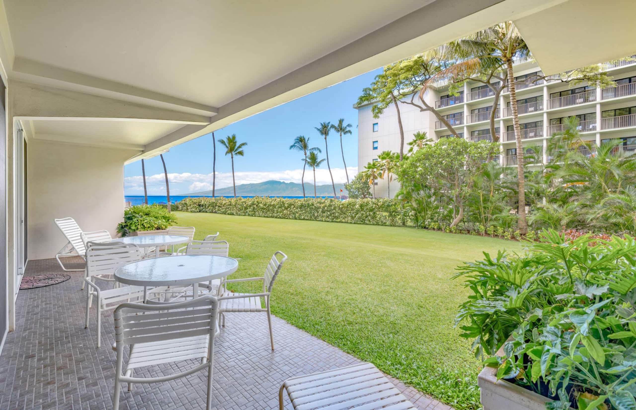 Condo in Lahaina · ★4.67 · 1 bedroom · 2 beds · 2 baths - Image 9