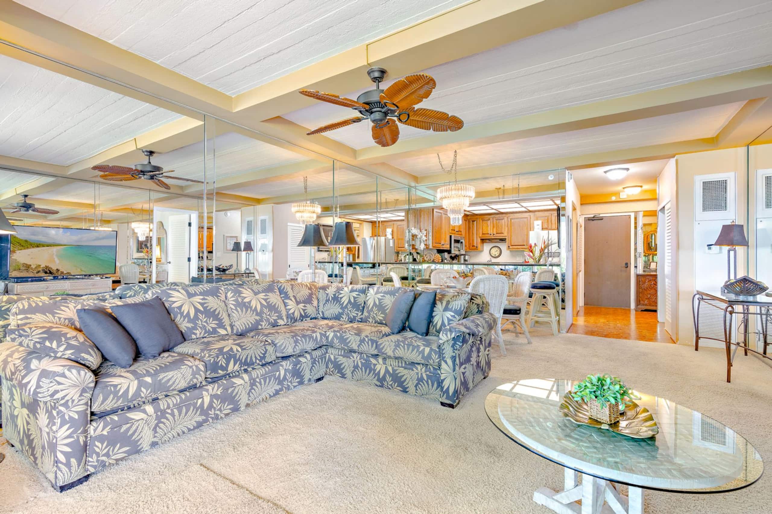 Condo in Lahaina · ★4.67 · 1 bedroom · 2 beds · 2 baths - Image 4