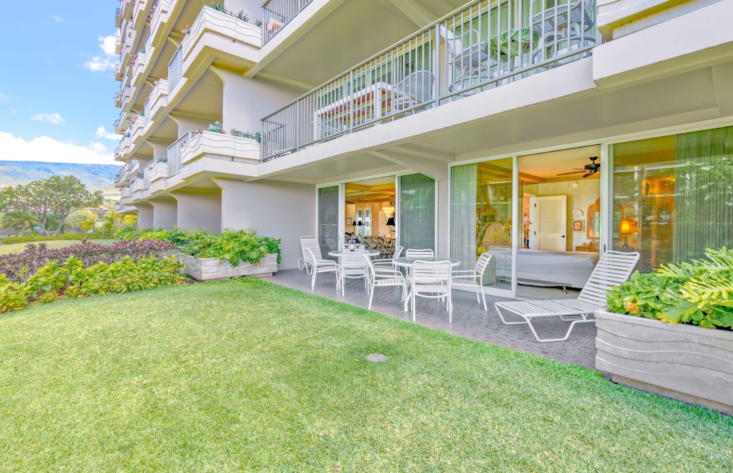 Condo in Lahaina · ★4.67 · 1 bedroom · 2 beds · 2 baths - Image 11
