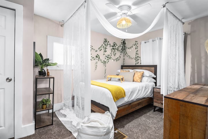 Boho 3br Retreat | Near Benz, Beltline & Sleeps 8 - Atlanta, GA