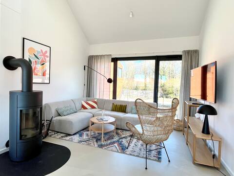 De ole School Loft 30, Huus Blomen