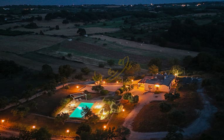 TD Trulli Altura with Pool & Stunning Sunsets