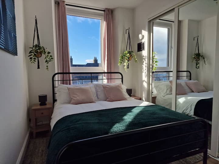 מיטת קינג סייז רכה 