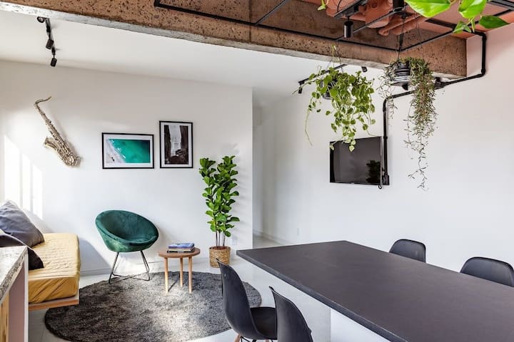 ZEST HOUSING managed Airbnb listing 1