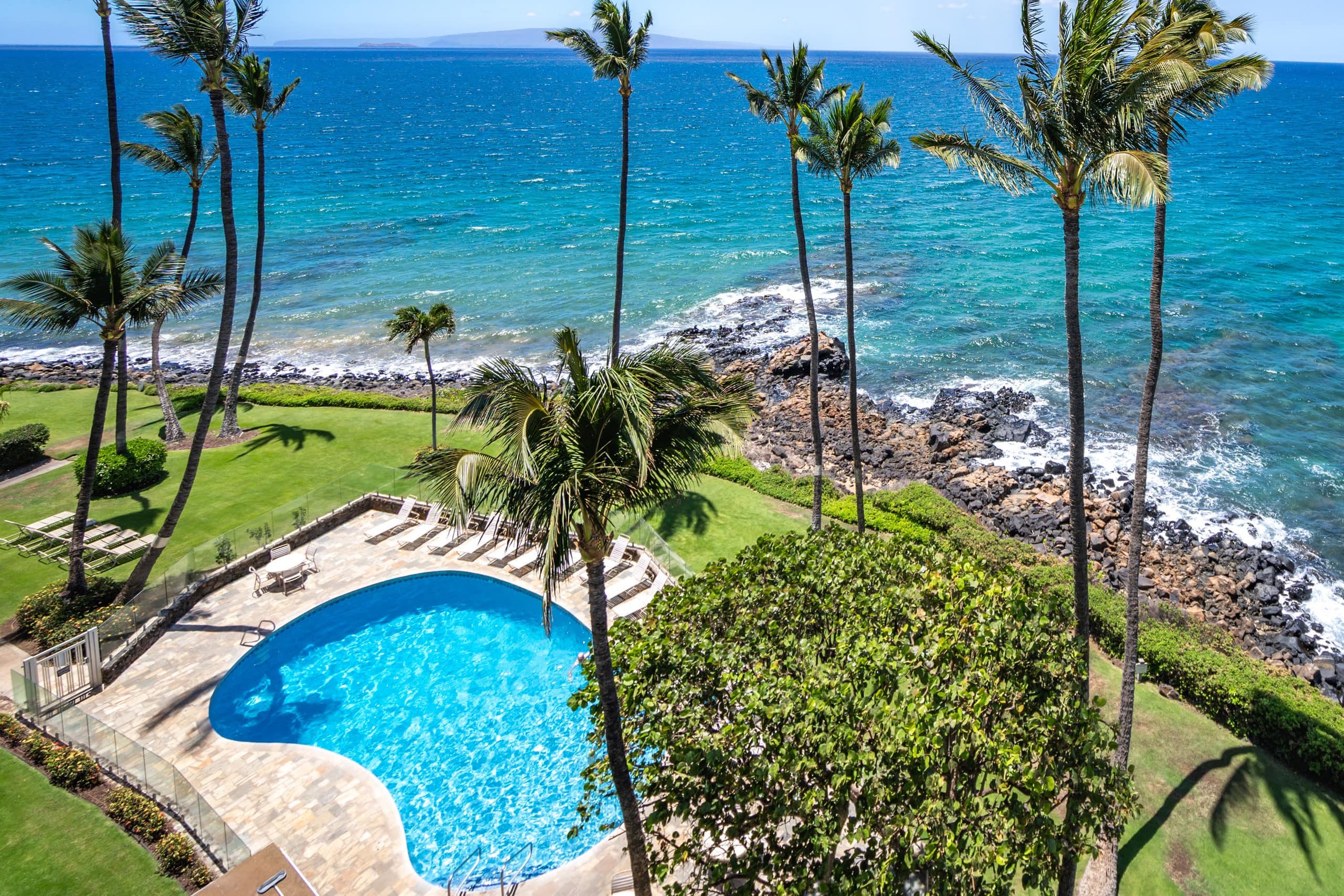 Condo in Kihei · ★5.0 · 2 bedrooms · 4 beds · 2 private baths - Image 37