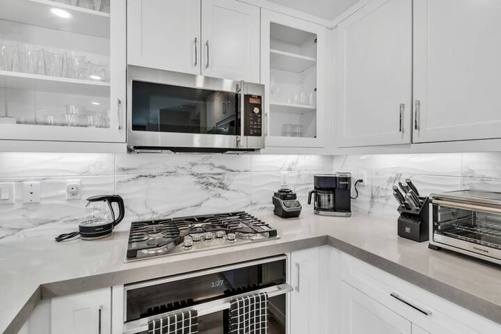 Bayside Cove Dream – San Diego, CA gallery image 4