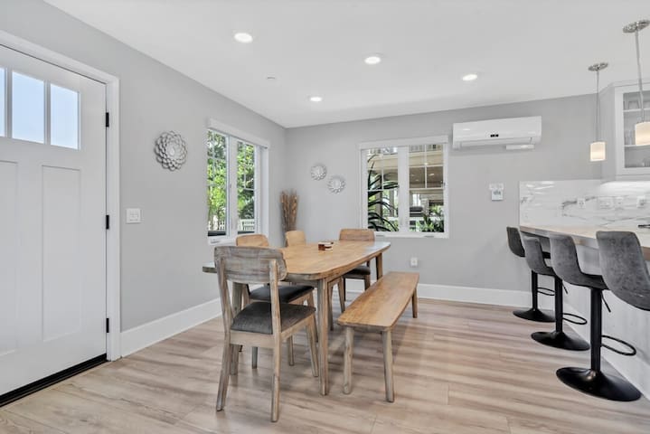 Bayside Cove Dream – San Diego, CA gallery image 5