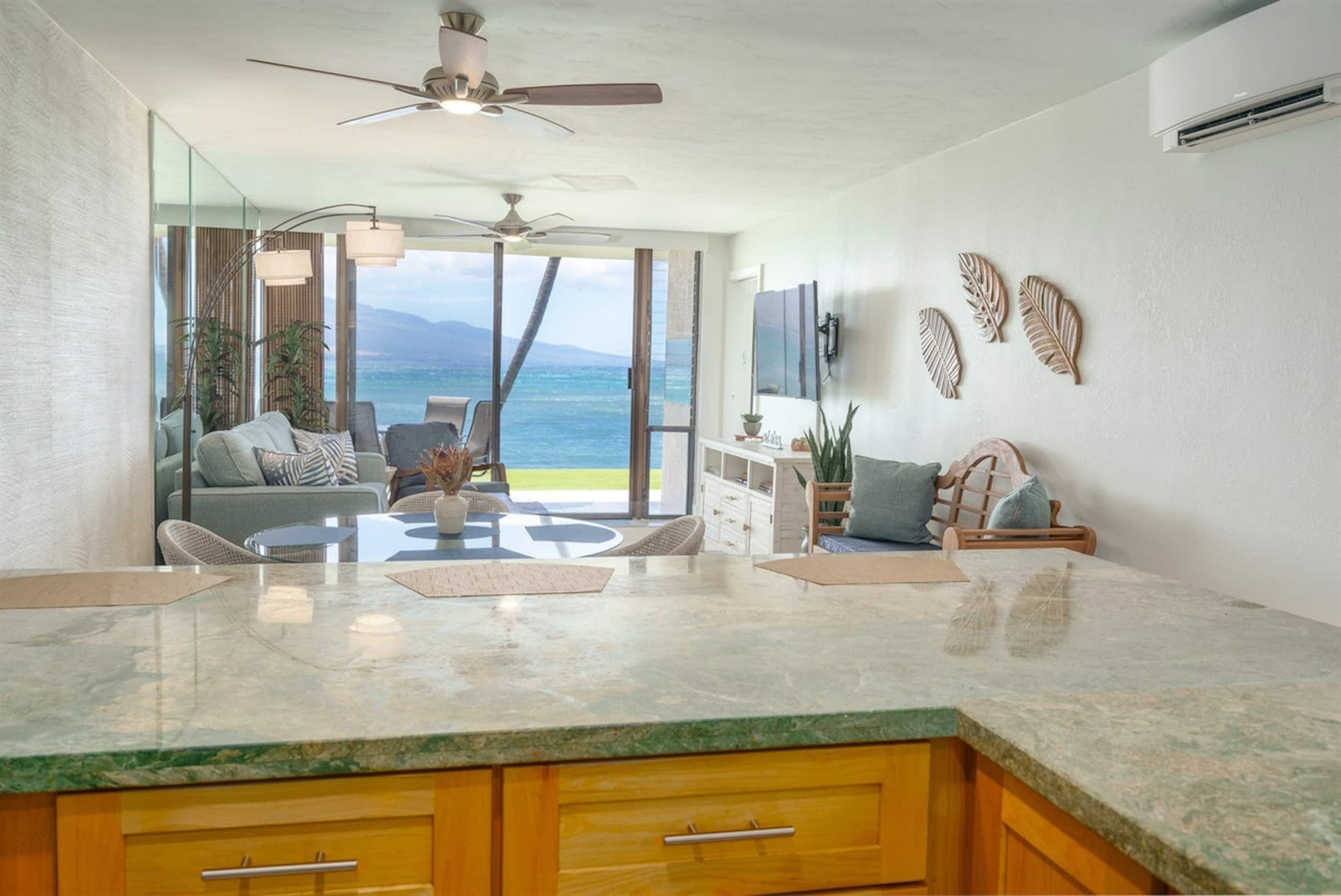 Condo in Wailuku · ★4.87 · 2 bedrooms · 4 beds · 2 baths - Image 11