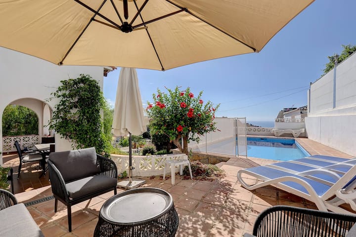 Traditional Andalusian 3 Bed Villa With Private Po - Fuengirola