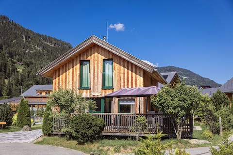 Superior Chalet # 19 with ir-sauna & whirlpool