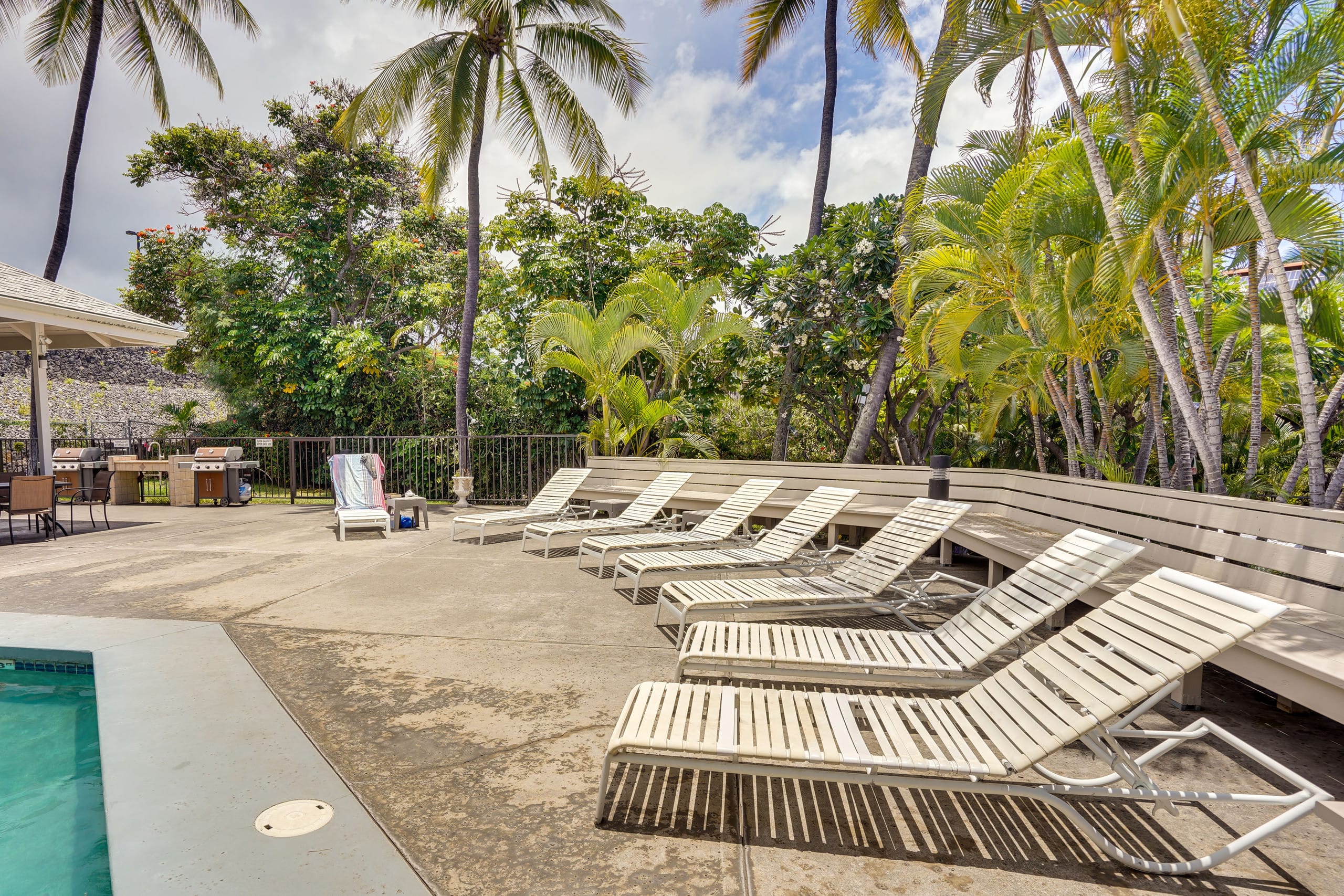 Condo in Kailua-Kona · ★4.8 · 2 bedrooms · 2 beds · 2 private baths - Image 28