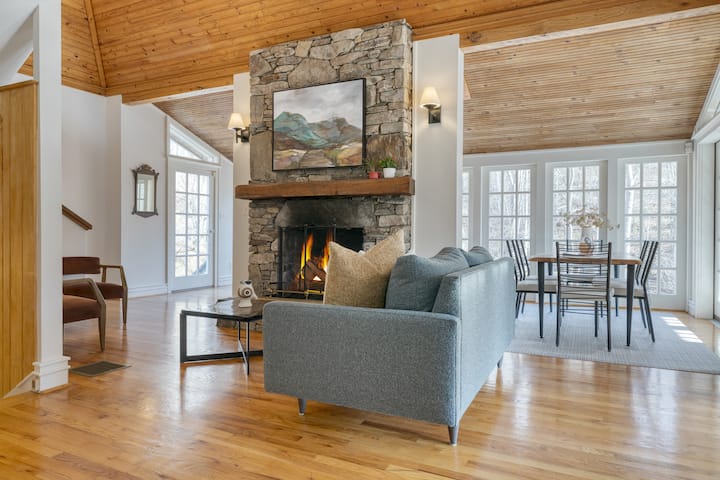 Living room with a view of the dining space.