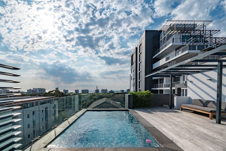 Peaceful Modern Escape | No load shedding gallery image 2