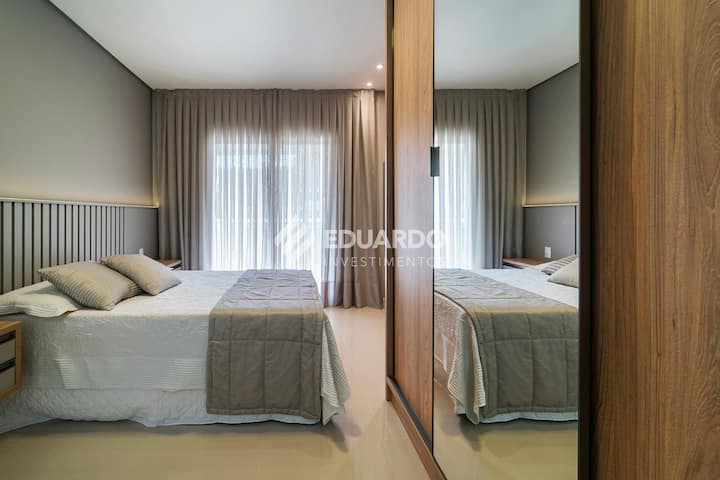 Photo of the entire room