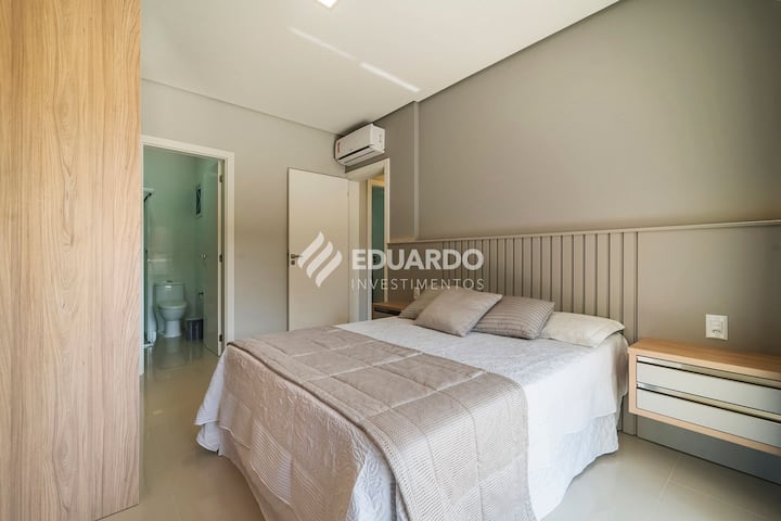 Photo of the entire room