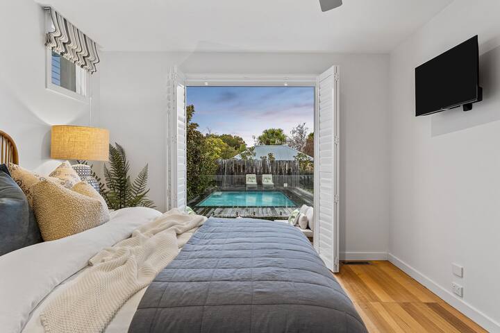 Birdrock Pool House | 500m from Beach gallery image 3