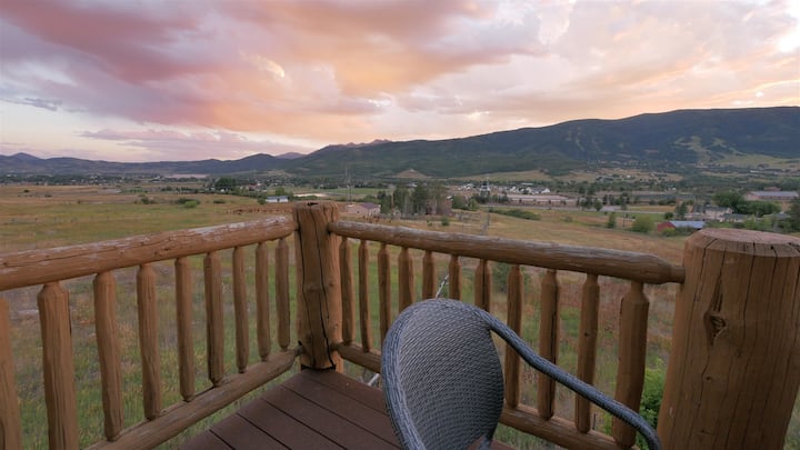 Stunning Panoramic Views Of Mtns & Lake - Eden, UT
