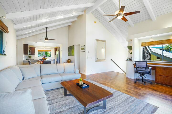 Spacious 4BR Oceanview | Patio | Garage Parking gallery image 5