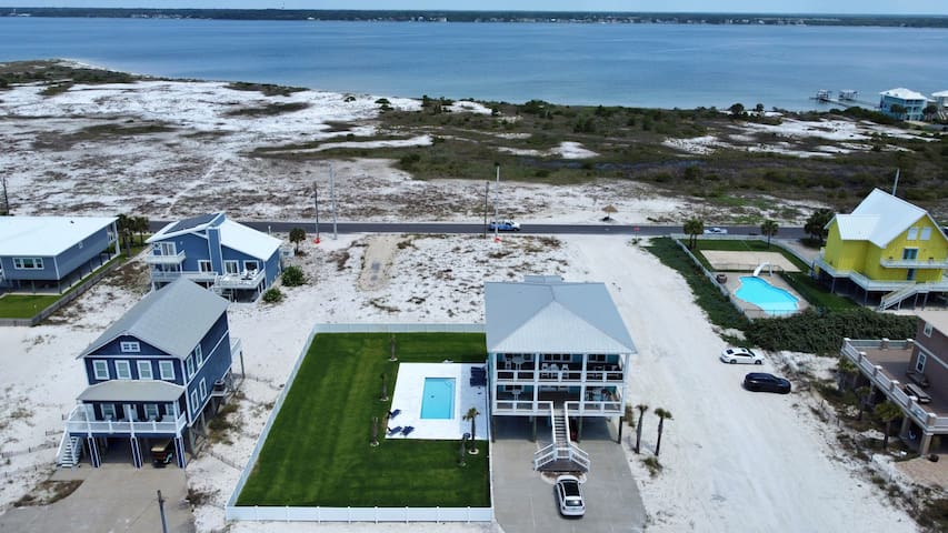 Blue Moon Vacation Rentals managed Airbnb listing 1
