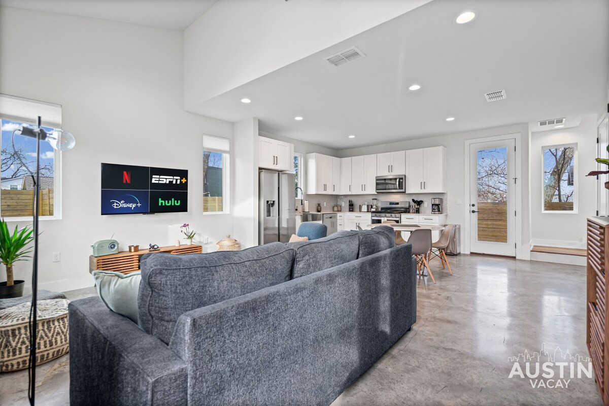 Brand New East Austin Gem: 3 Minutes to UT Campus!