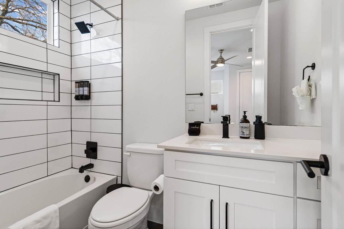 Brand New East Austin Gem: 3 Minutes to UT Campus!