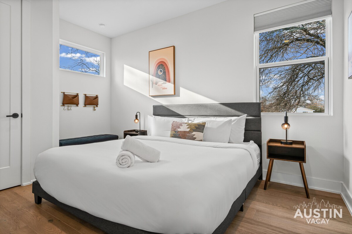 Brand New East Austin Gem: 3 Minutes to UT Campus!