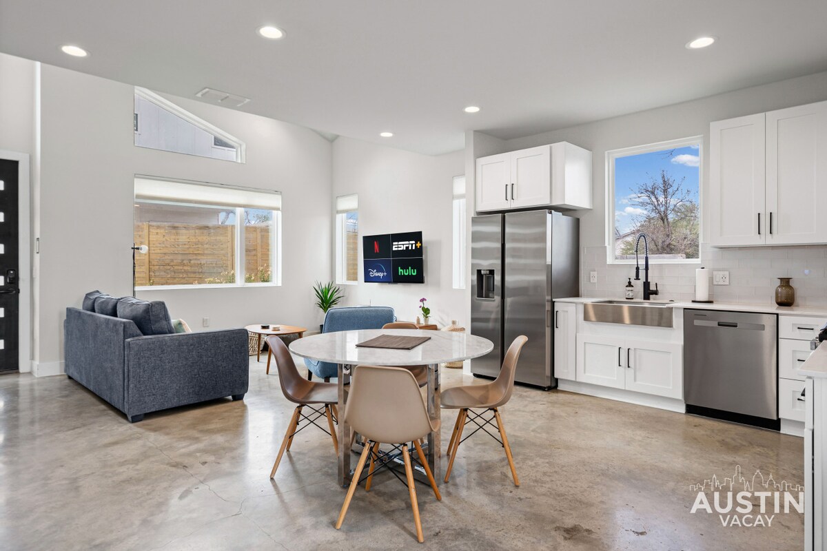 Brand New East Austin Gem: 3 Minutes to UT Campus!