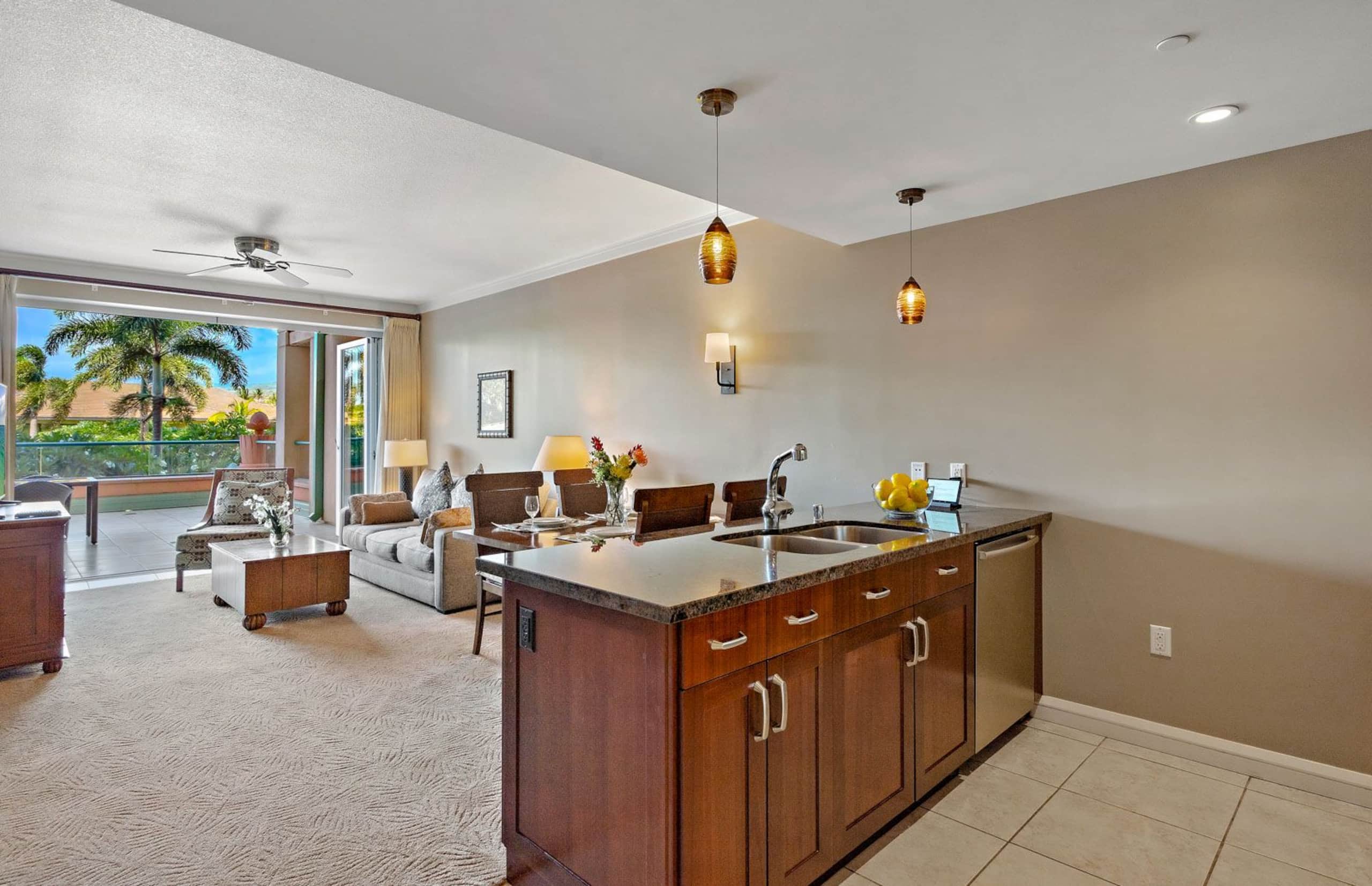 Condo in Lahaina · ★4.65 · 1 bedroom · 2 beds · 1 bath - Image 9