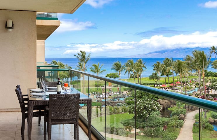 Maui Resort Rentals: Honua Kai Hokulani 446