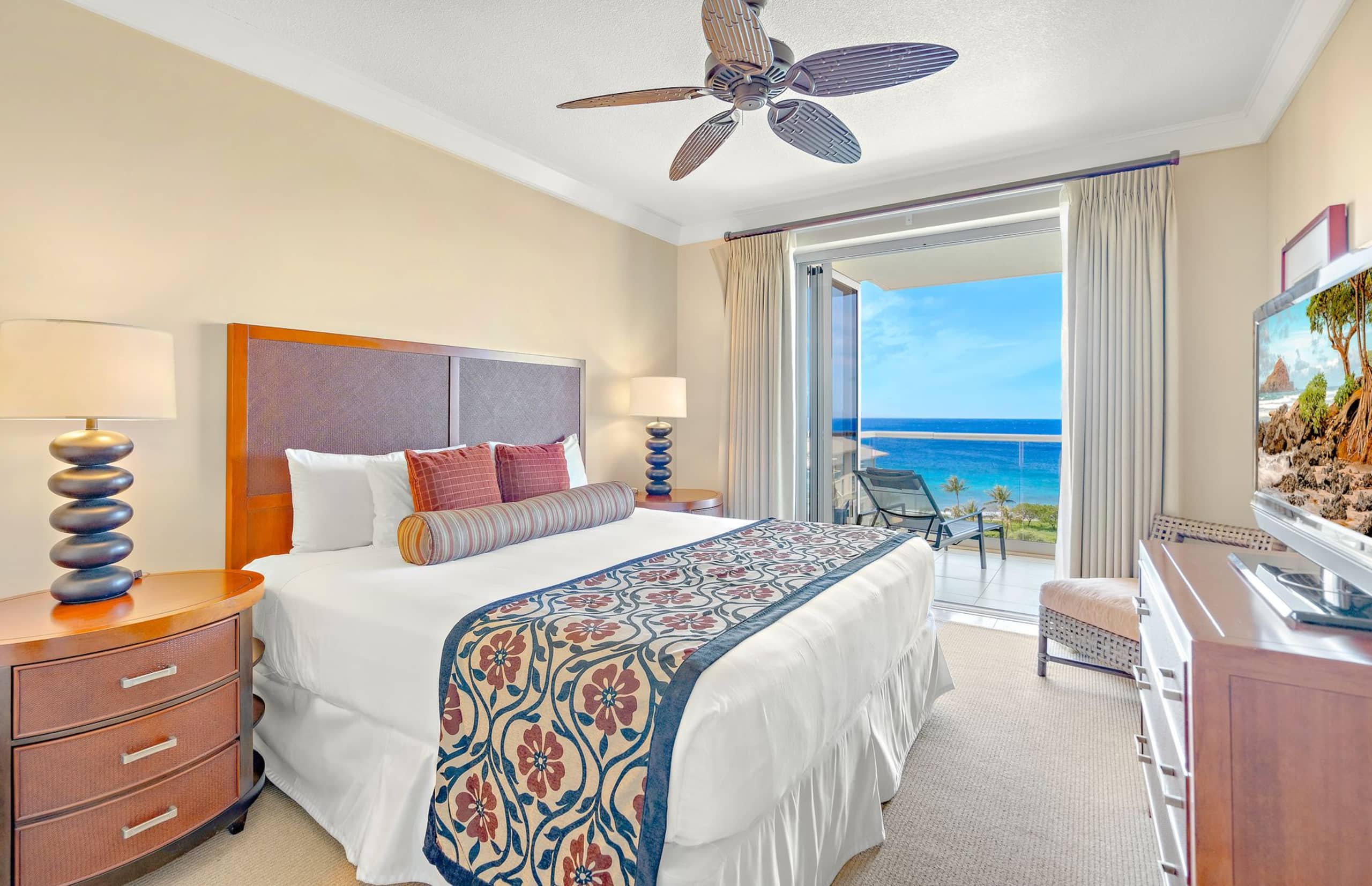 Condo in Lahaina · ★5.0 · 3 bedrooms · 4 beds · 3 baths - Image 16