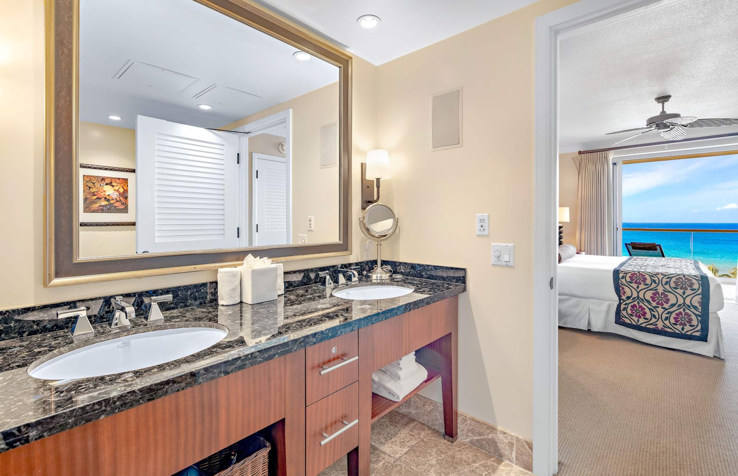 Condo in Lahaina · ★5.0 · 3 bedrooms · 4 beds · 3 baths - Image 19
