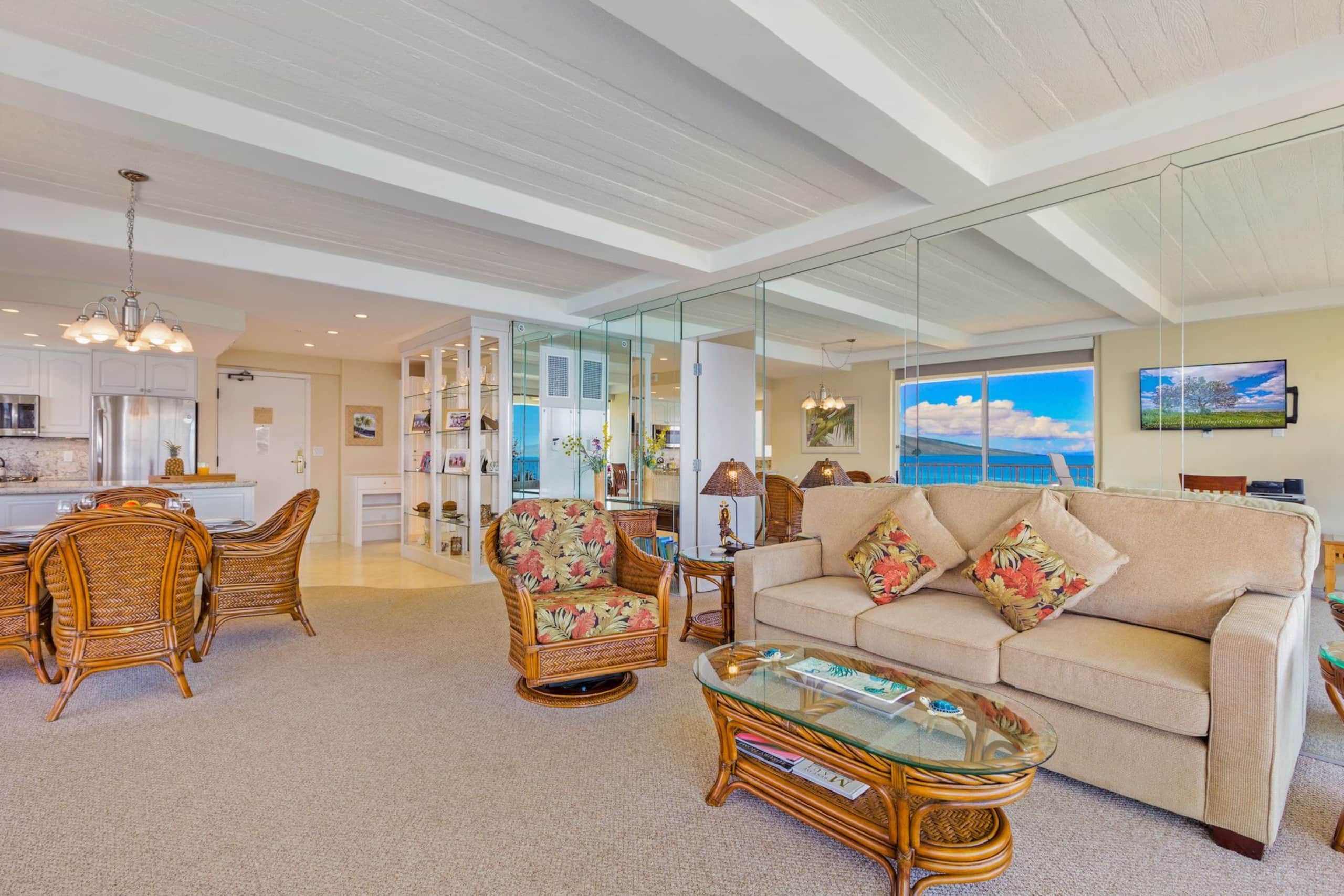 Condo in Lahaina · ★5.0 · 1 bedroom · 2 beds · 2 baths - Image 11