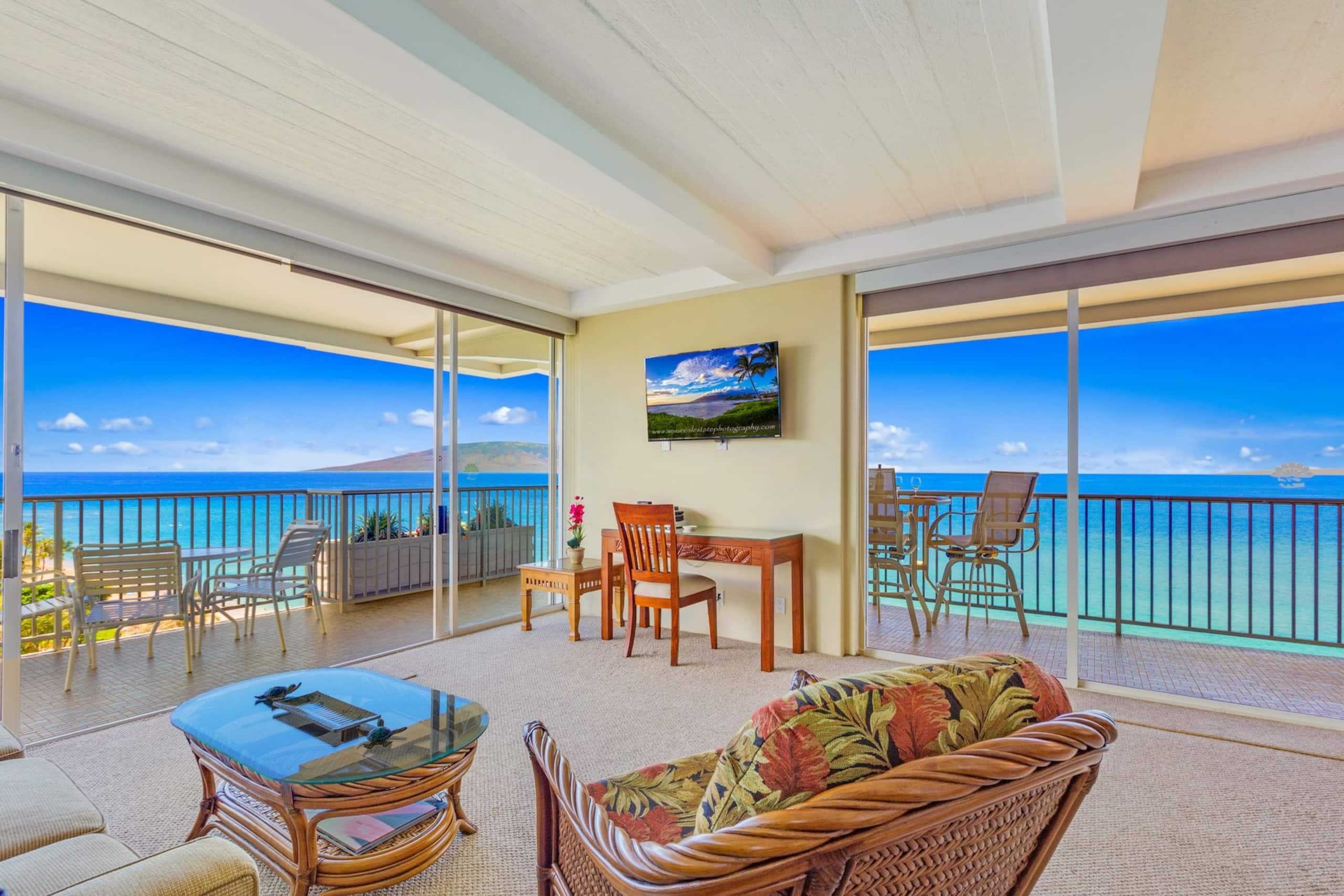 Condo in Lahaina · ★5.0 · 1 bedroom · 2 beds · 2 baths - Image 3