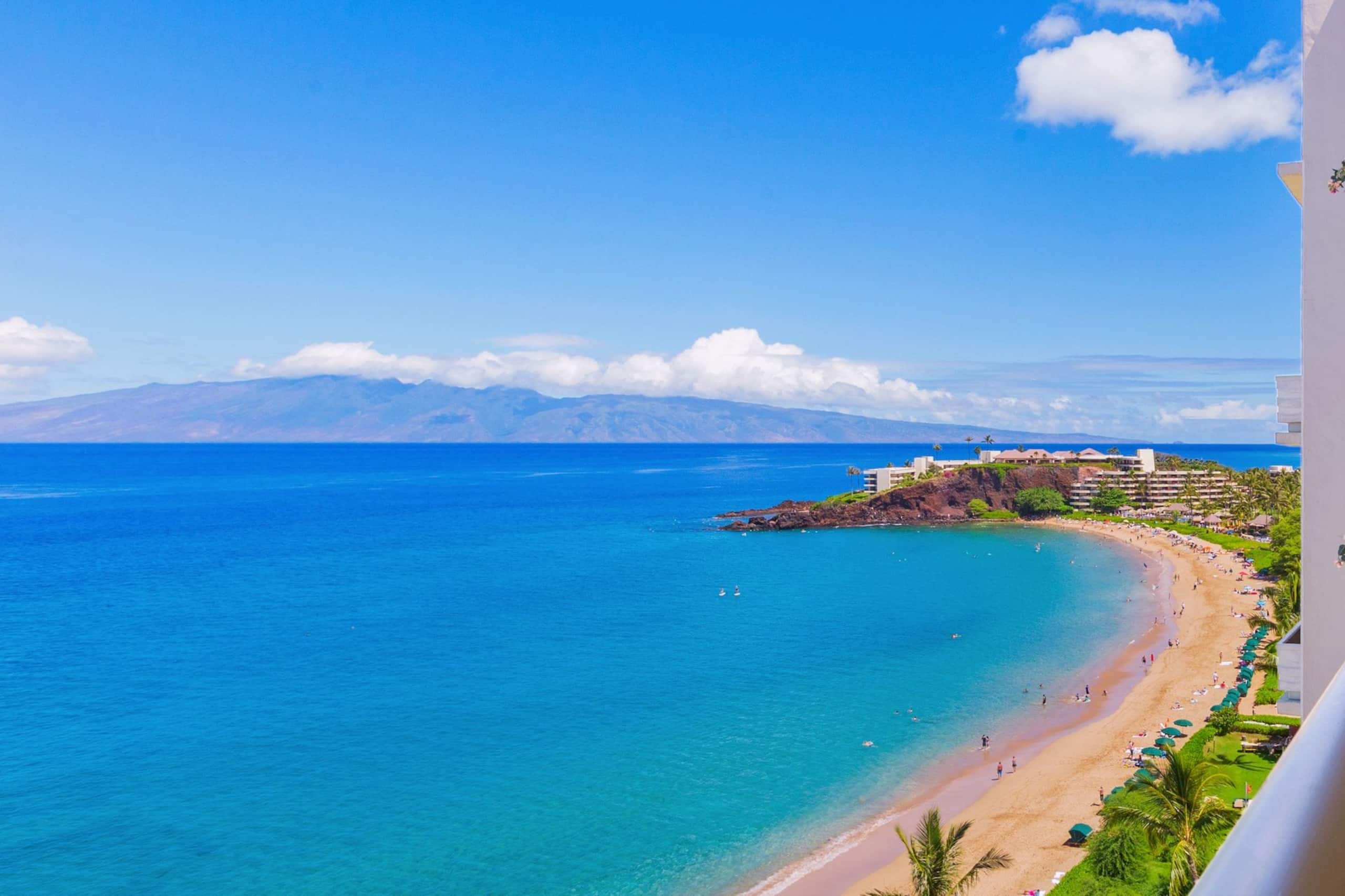 Condo in Lahaina · ★5.0 · 1 bedroom · 2 beds · 2 baths - Image 1