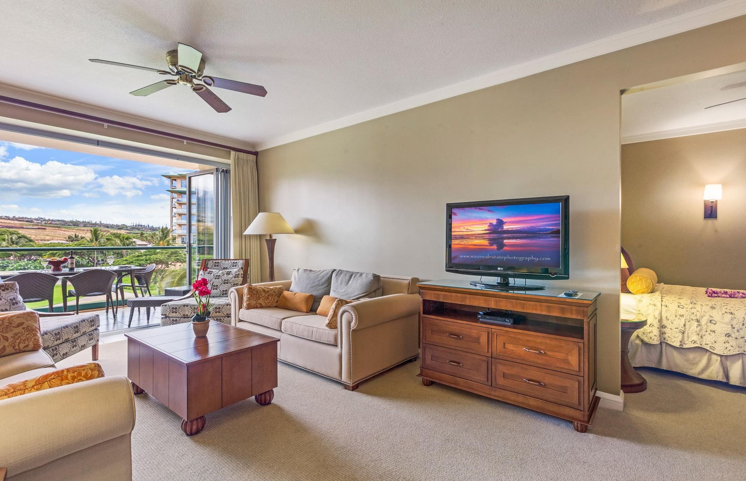 Condo in Lahaina · ★4.93 · 1 bedroom · 3 beds · 1 bath - Image 11