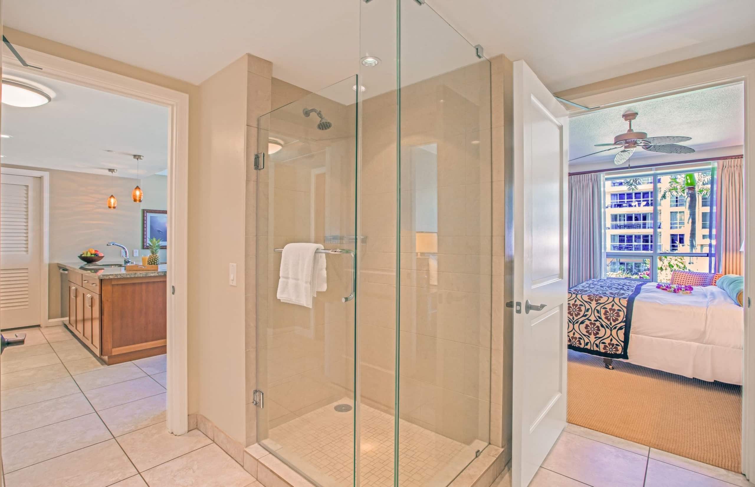 Condo in Lahaina · ★5.0 · 1 bedroom · 2 beds · 1 bath - Image 20