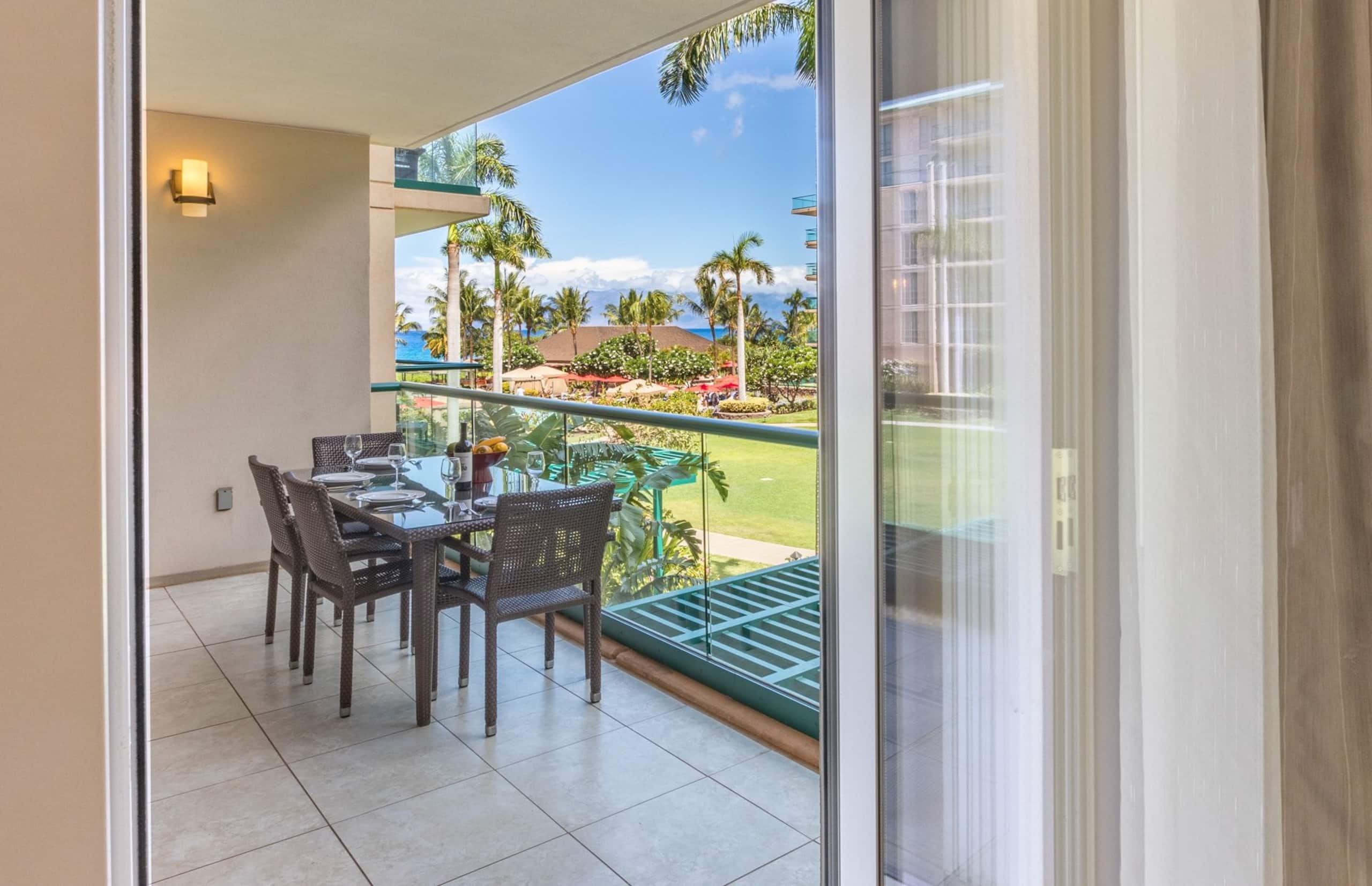 Condo in Lahaina · ★5.0 · 1 bedroom · 2 beds · 1 bath - Image 14