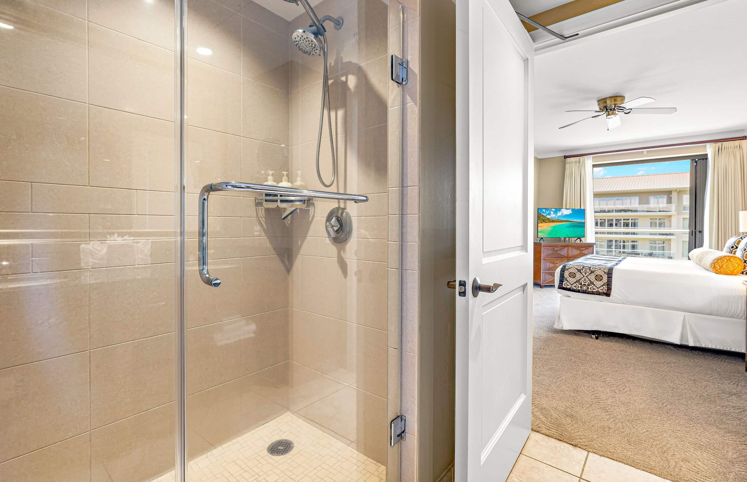 Condo in Lahaina · ★5.0 · 2 bedrooms · 3 beds · 2 baths - Image 23