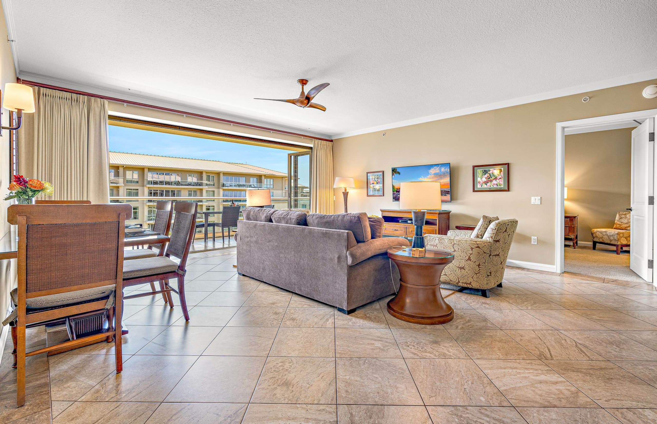 Condo in Lahaina · ★5.0 · 2 bedrooms · 3 beds · 2 baths - Image 10