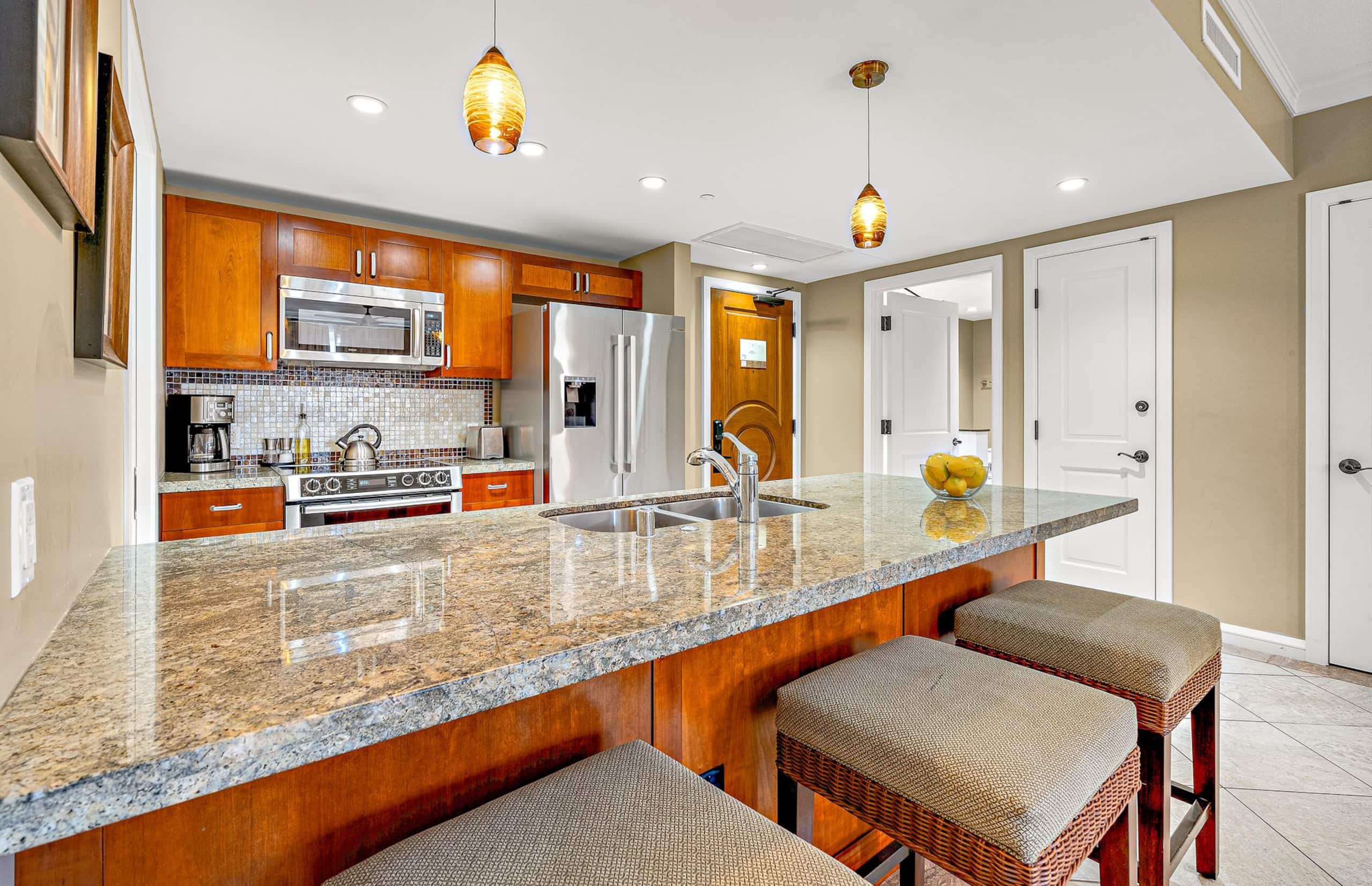 Condo in Lahaina · ★5.0 · 2 bedrooms · 3 beds · 2 baths - Image 8