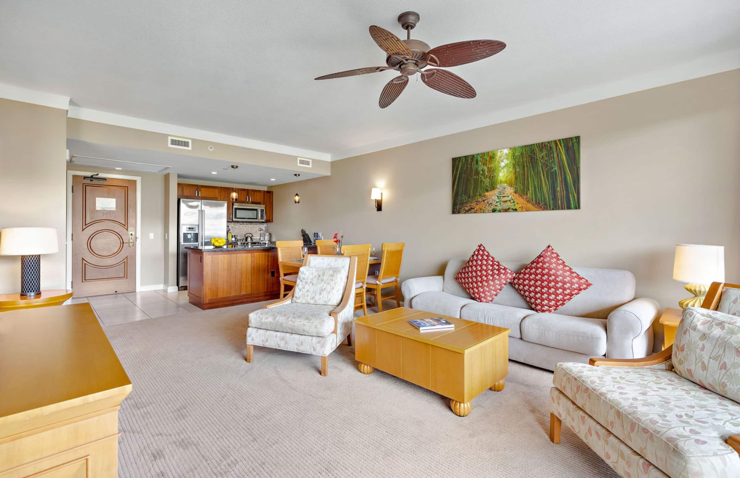 Condo in Lahaina · ★4.66 · 1 bedroom · 2 beds · 1 bath - Image 5