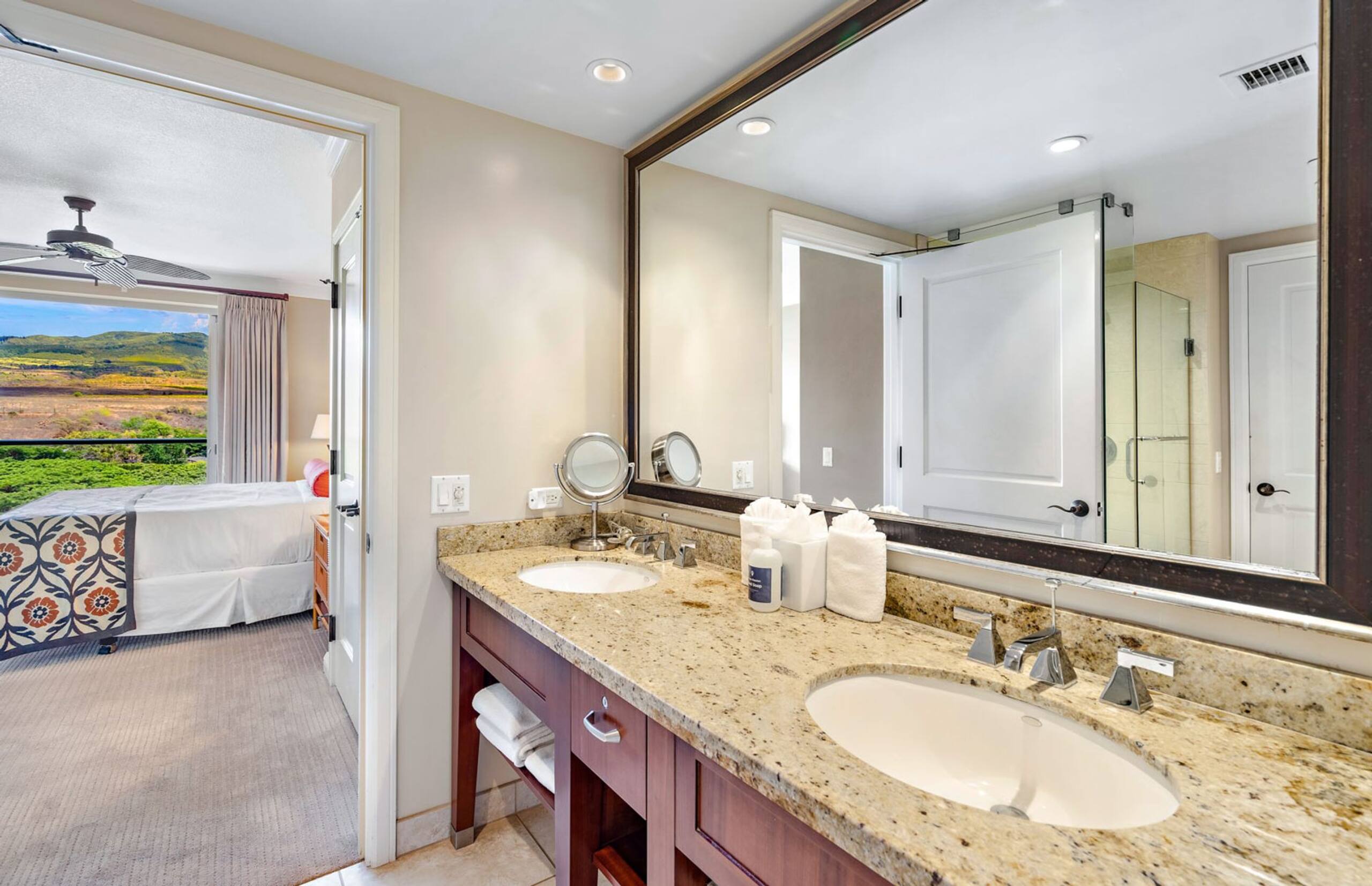 Condo in Lahaina · ★4.66 · 1 bedroom · 2 beds · 1 bath - Image 18