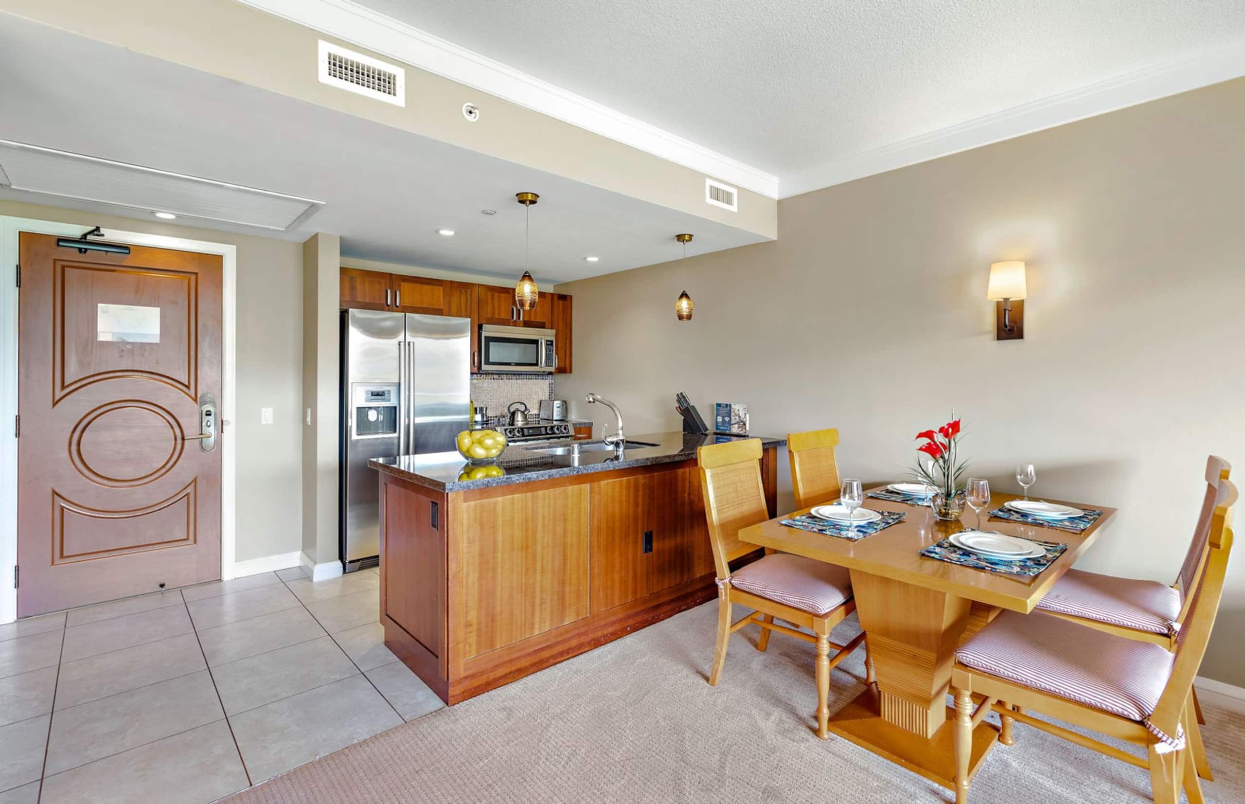 Condo in Lahaina · ★4.66 · 1 bedroom · 2 beds · 1 bath - Image 7